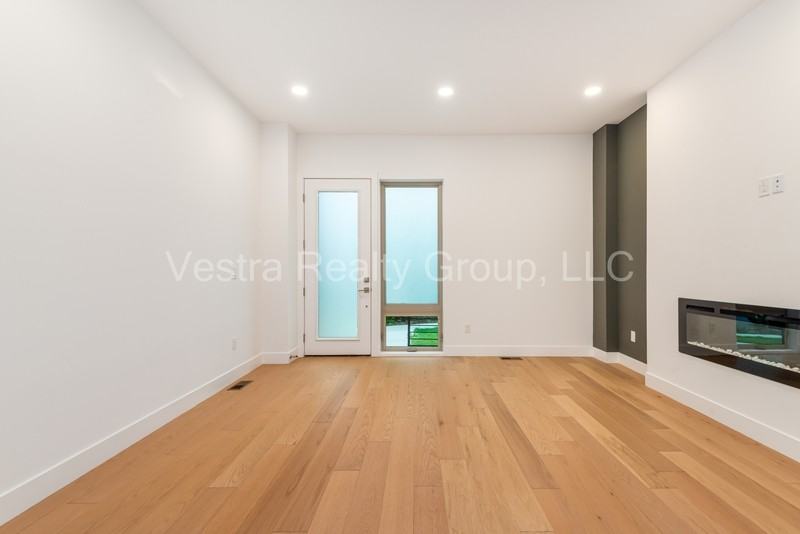 1314 Osceola St - Photo 6 of 29