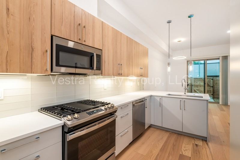1314 Osceola St - Photo 7 of 29