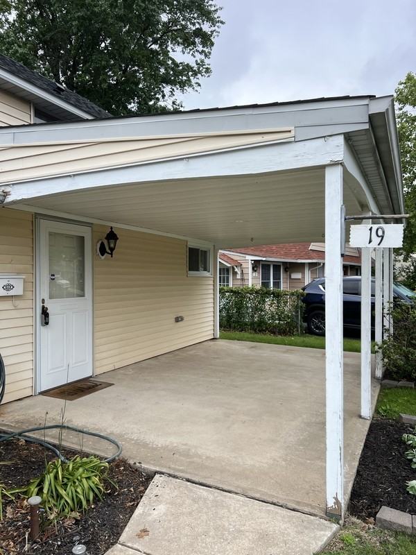 19 Noblewood Ln - Photo 2 of 7