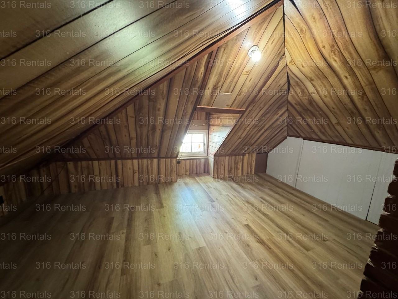 1016 E Broadway St - Photo 2 of 10