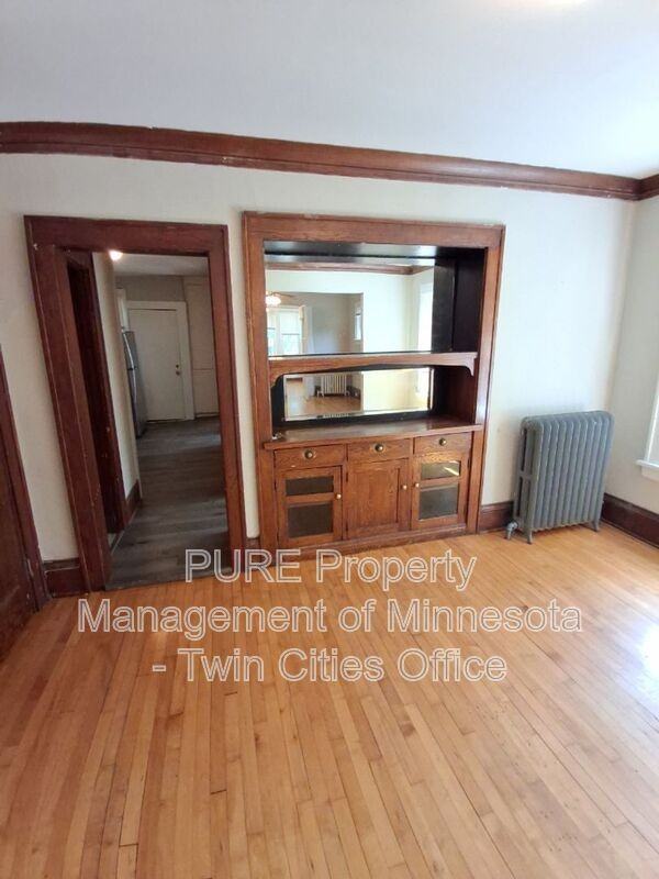3151 Aldrich Ave S #4 - Photo 6 of 25