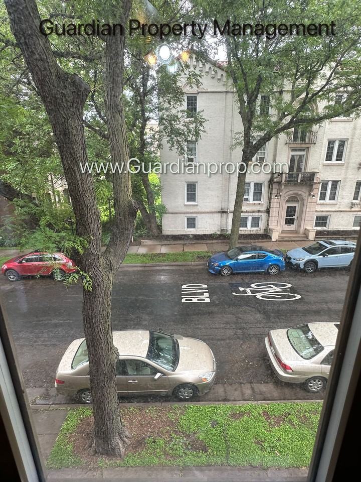 2876 Humboldt Ave S #107 - Photo 3 of 23