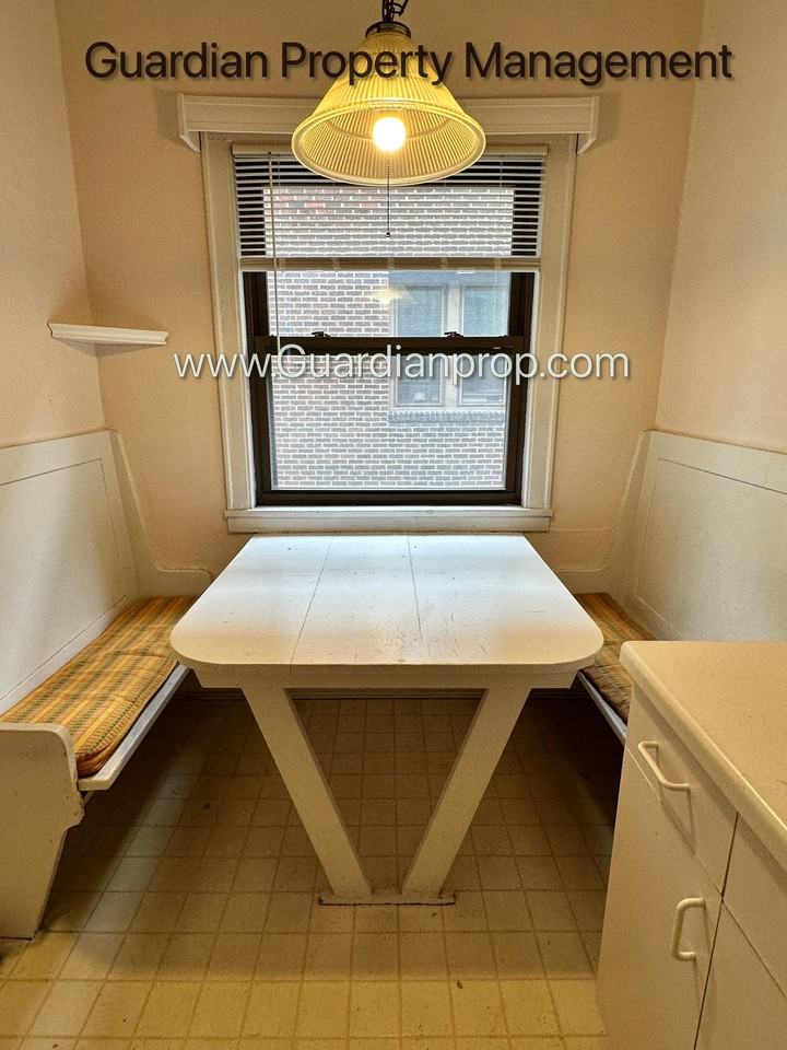 2876 Humboldt Ave S #107 - Photo 6 of 23