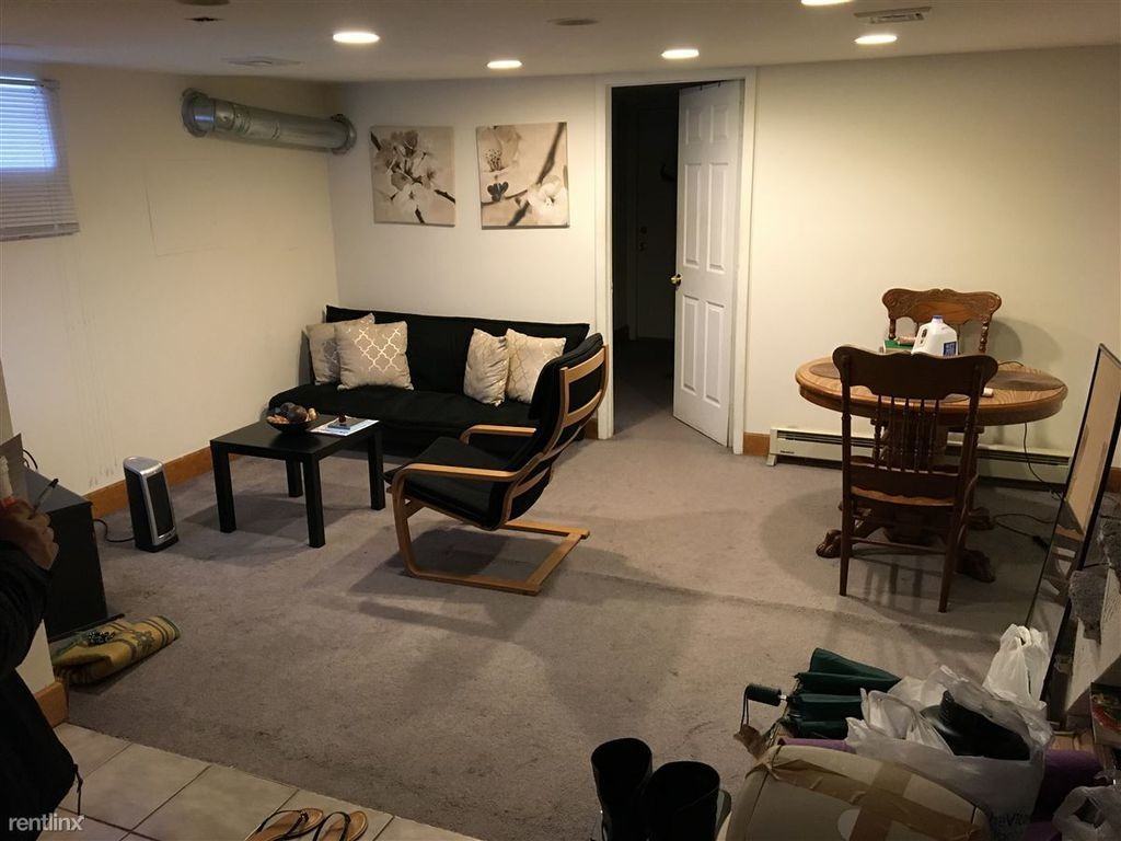 3601 Spring Garden st - Photo 3 of 12