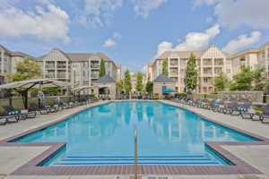 featured image of 1000 Lane Parke Ct