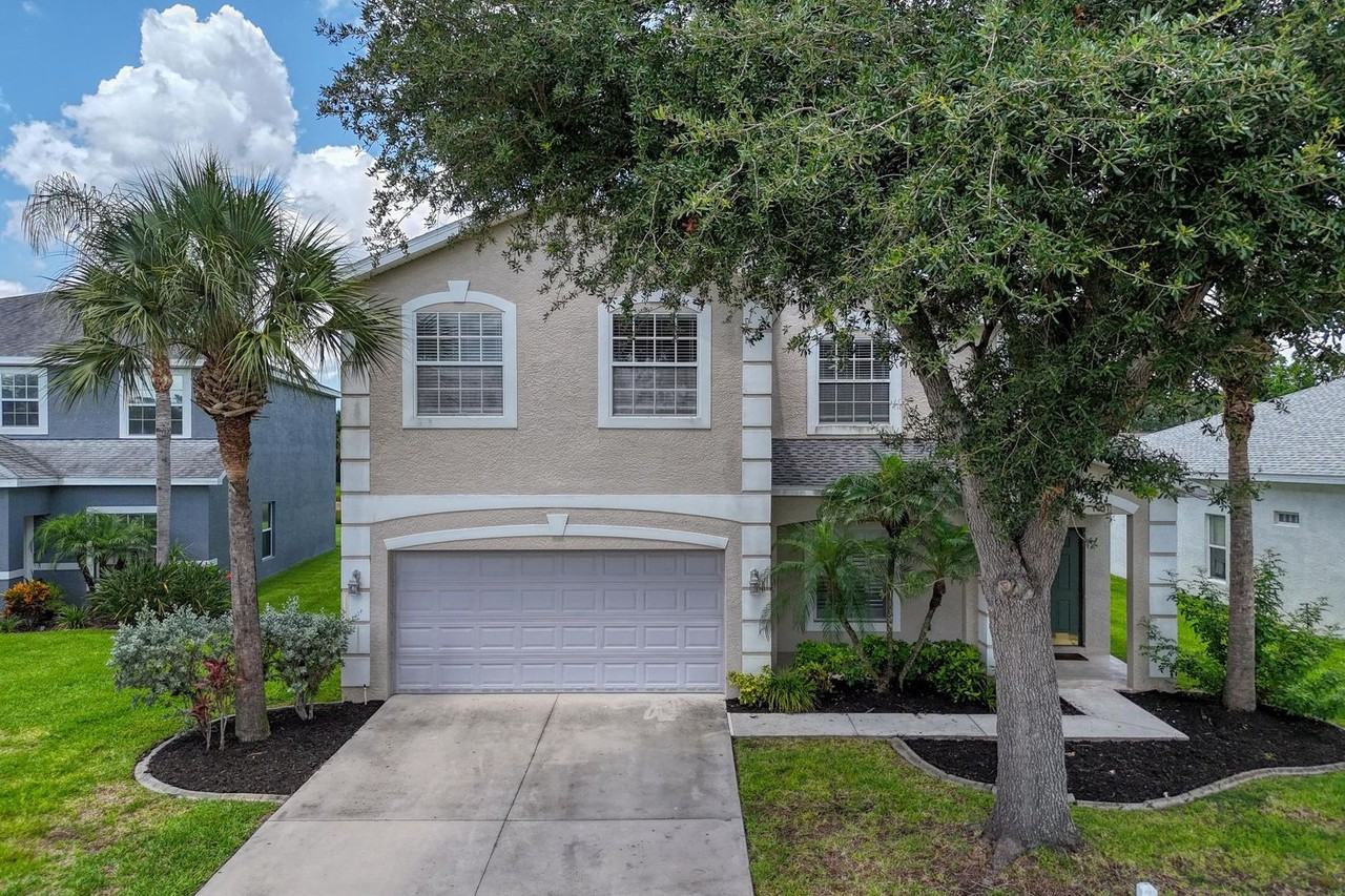 11212 Cypress Tree Cir - Photo 6 of 50