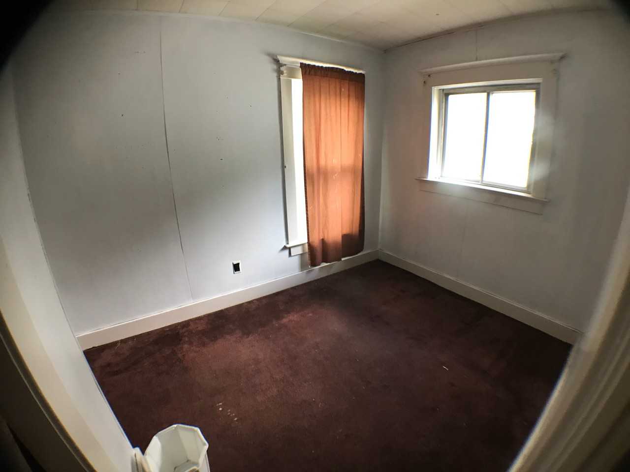 810 S University - Photo 5 of 9