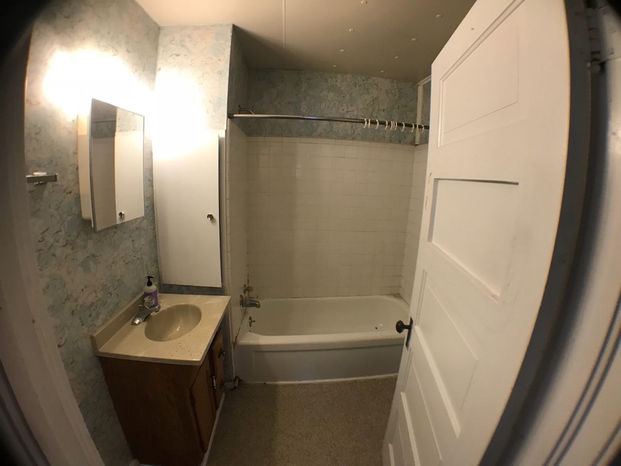 810 S University - Photo 6 of 9