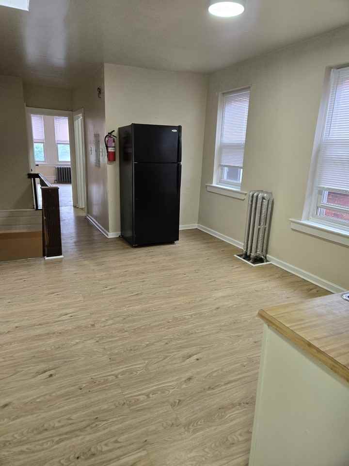 1306 West Hunting Park Avenue - Photo 2 of 13