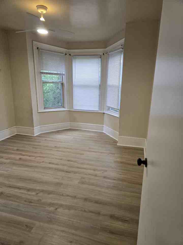 1306 West Hunting Park Avenue - Photo 5 of 13