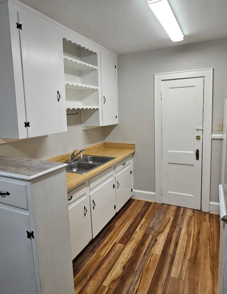 315 Church Street - Photo 4 of 9