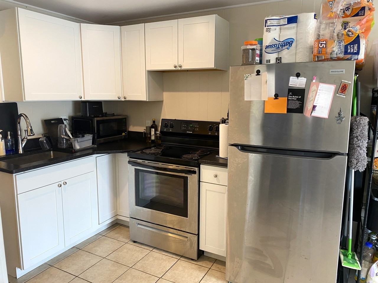 18 Imperial - Photo 3 of 9