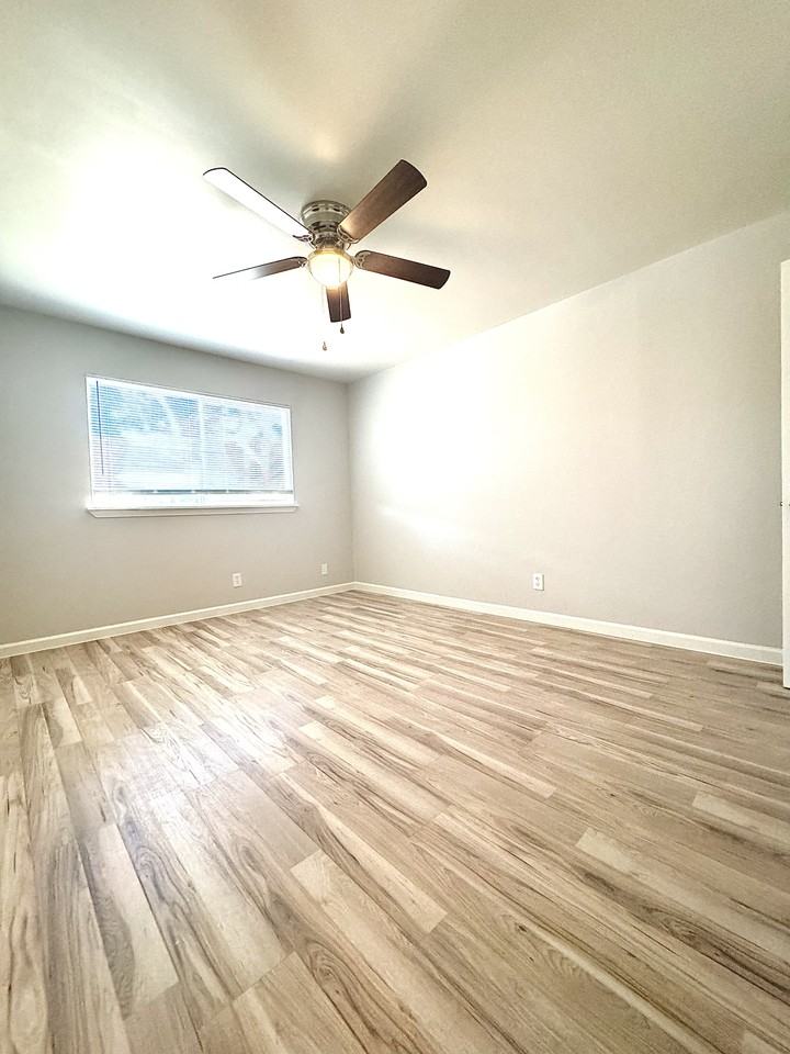 3500 Mockingbird - Photo 6 of 16