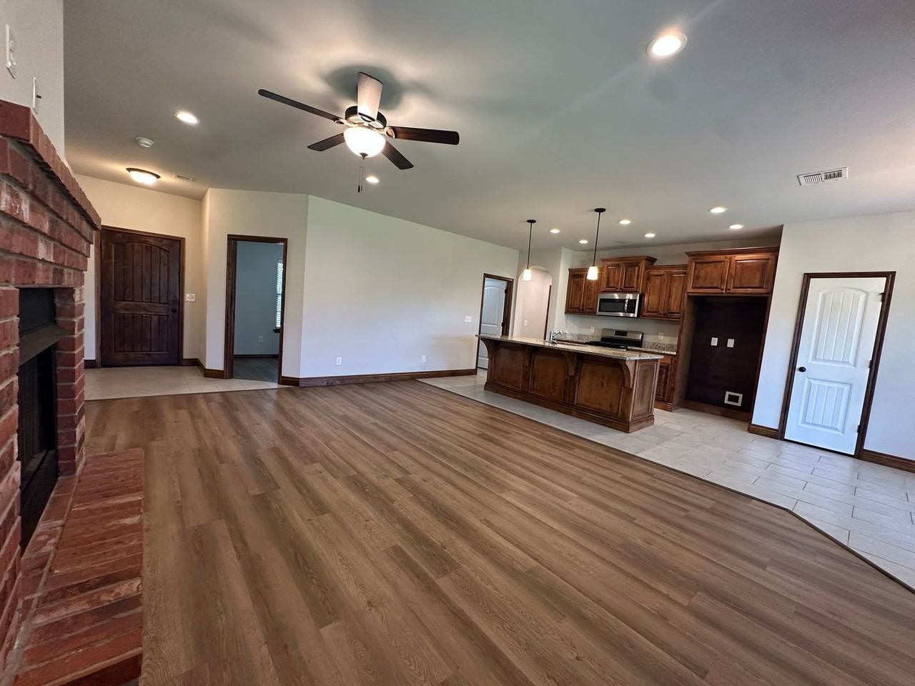11008 Sw 36th St - Photo 5 of 50