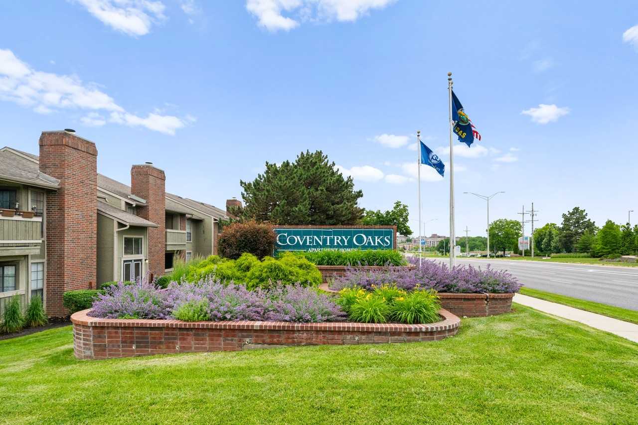 Coventry Oaks - Photo 2 of 40