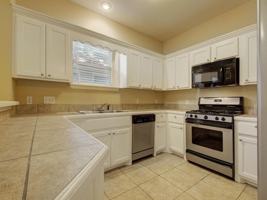 featured image of 2906 Pearl St #B