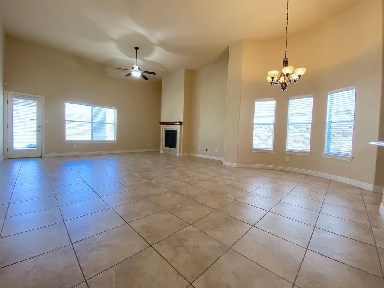 11413 Pifas Nevarez Pl - Photo 5 of 25