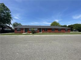 featured image of 307 N 7th St