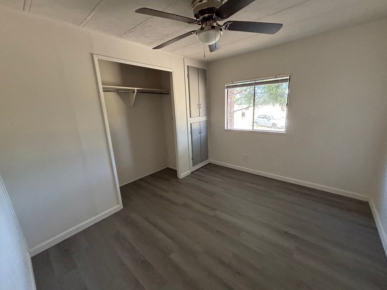 900 Callahan Rd - Photo 7 of 12