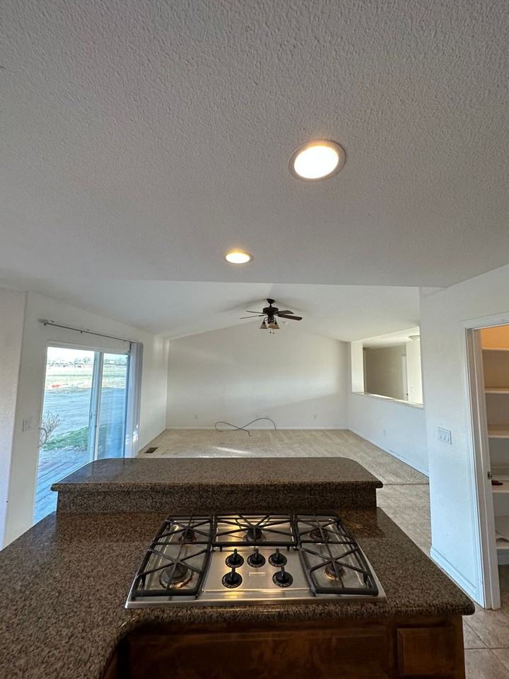 1350 Brush Dr - Photo 3 of 10