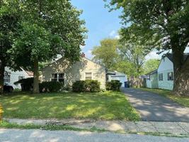 featured image of 1032 Korby St