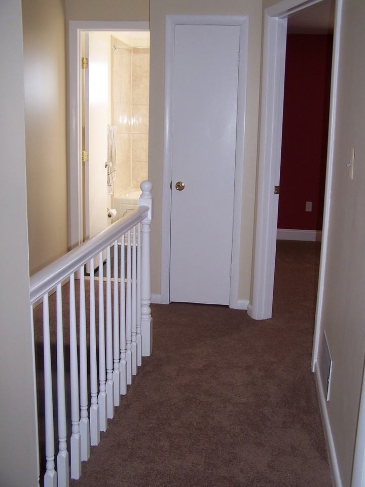 922 Elton Ave - Photo 6 of 22