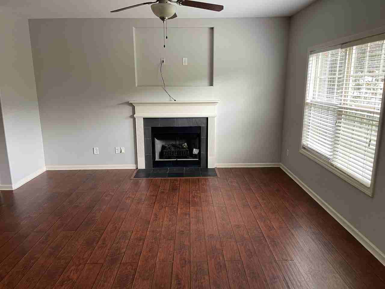 2706 Bechet Ln - Photo 3 of 12