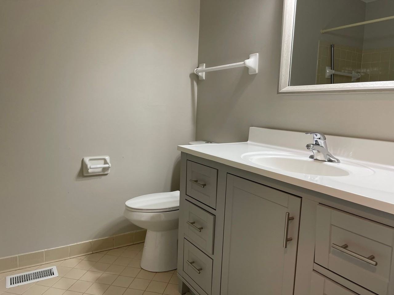 214 Cedarview Dr - Photo 2 of 24