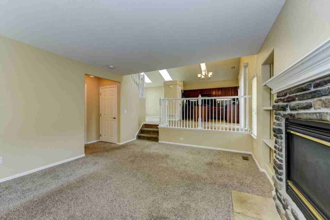 3898 Beasley Dr - Photo 5 of 46