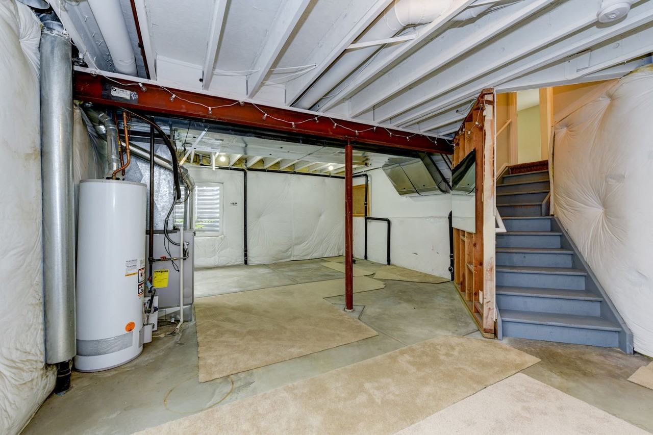 3898 Beasley Dr - Photo 3 of 46