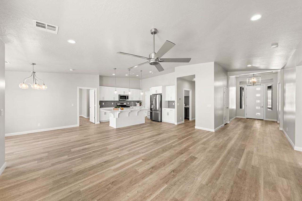 2120 E Yant Flat Dr - Photo 4 of 31