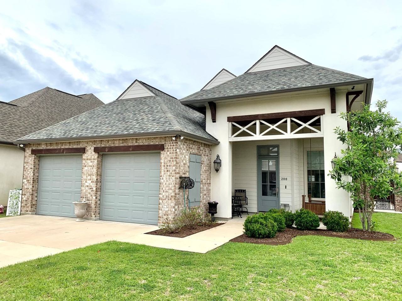 200 Cypress View Dr - Photo 2 of 23