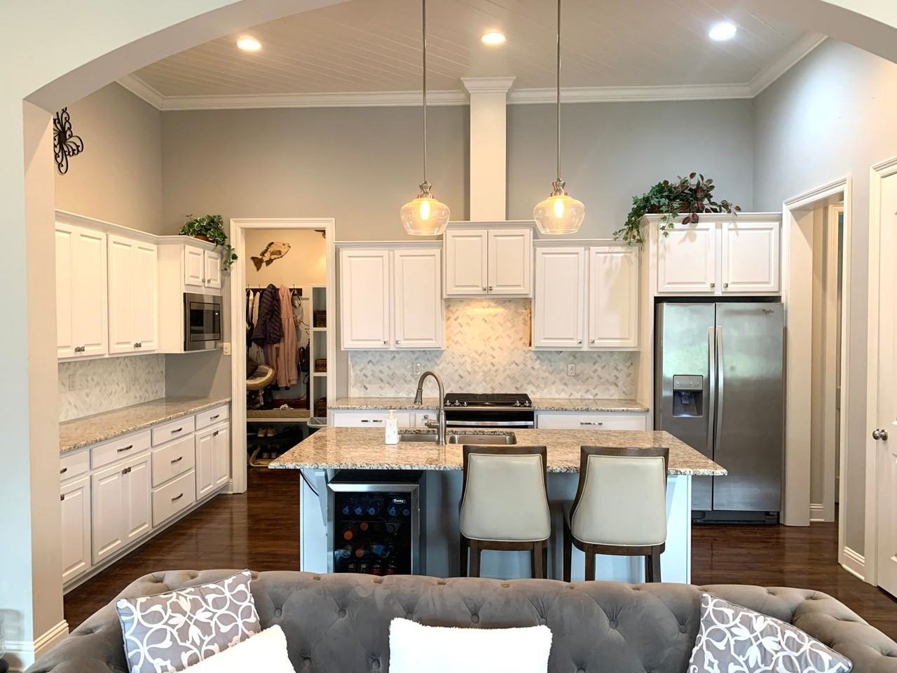 200 Cypress View Dr - Photo 3 of 23