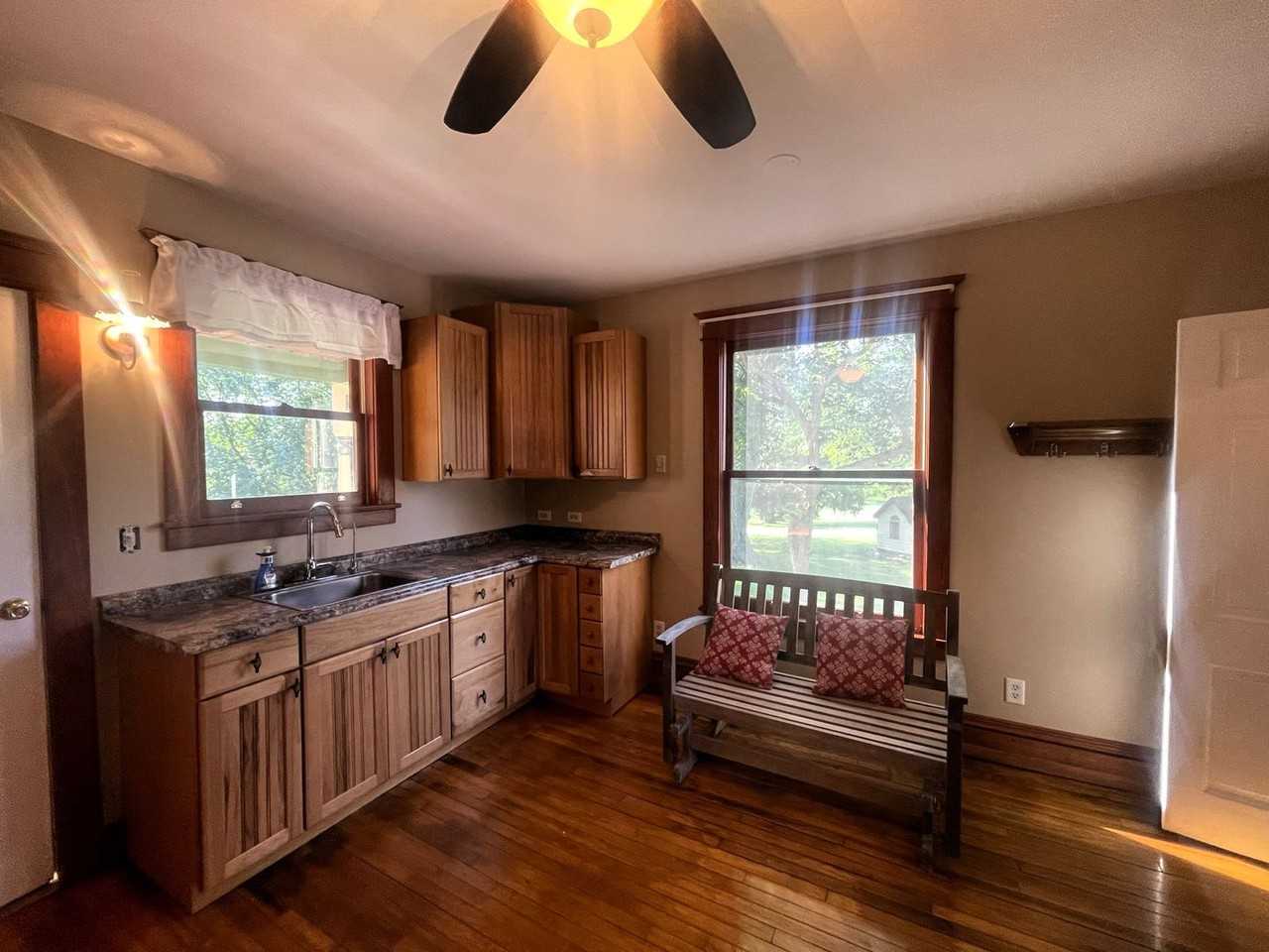 N1087 Cobblestone Rd - Photo 2 of 21