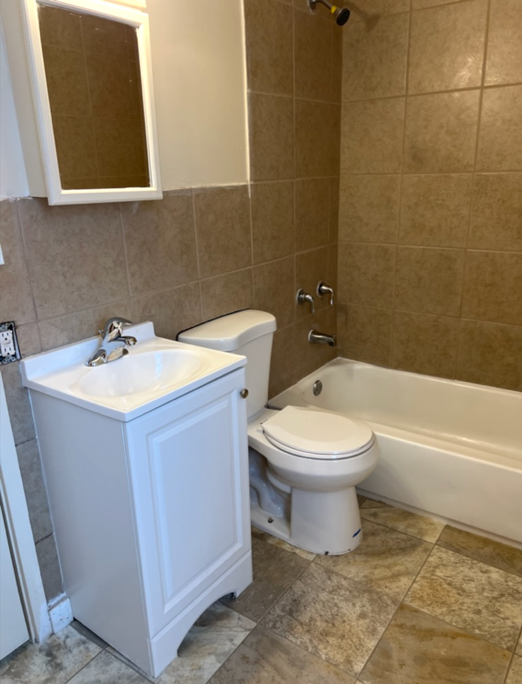 2776 N 58th St - Photo 6 of 15