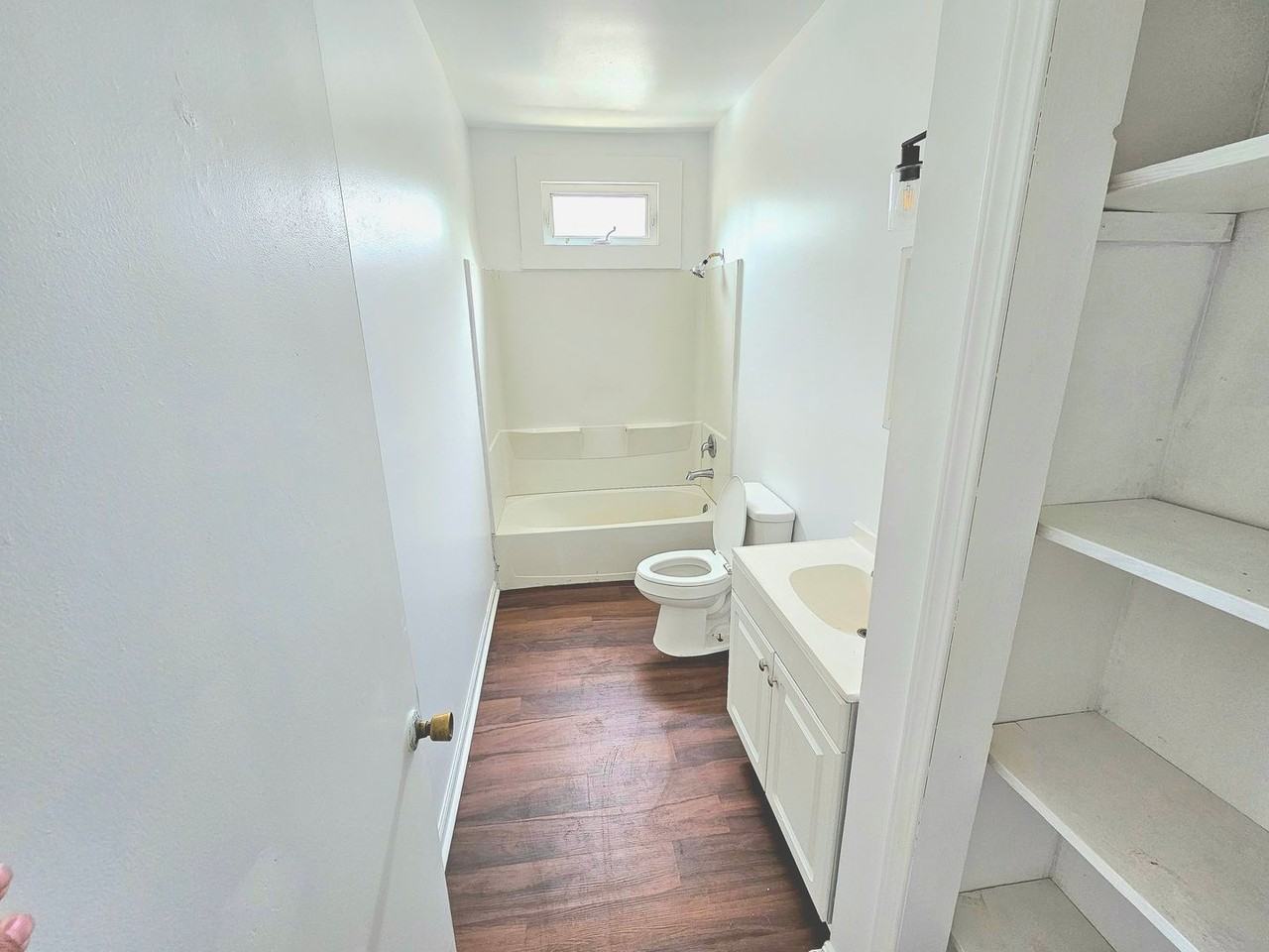 Spacious Multi - Photo 2 of 14