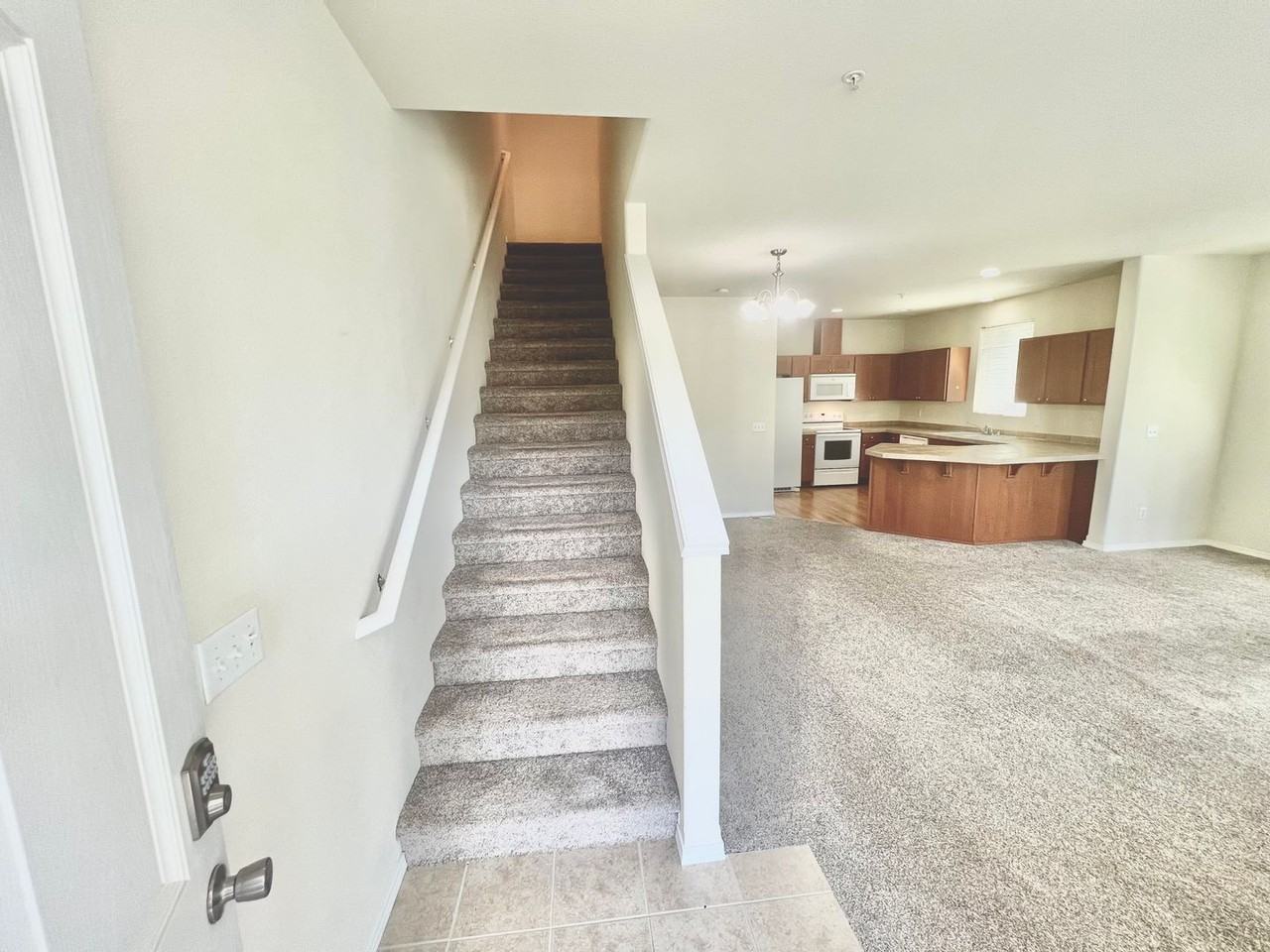 2150 Charles St - Photo 2 of 28