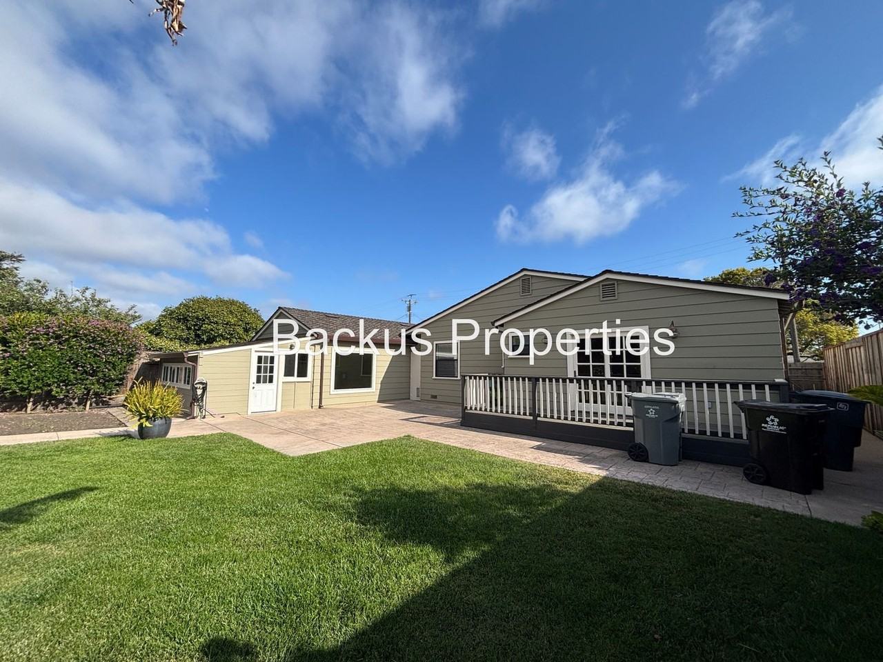 115 San Juan Dr - Photo 2 of 33