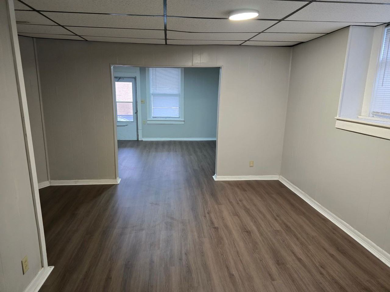 1519 E Washington St - Photo 4 of 7