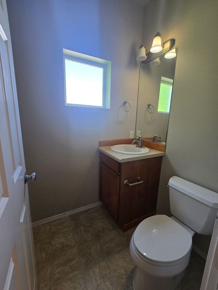 5305 Military Road East #G - Photo 5 of 21