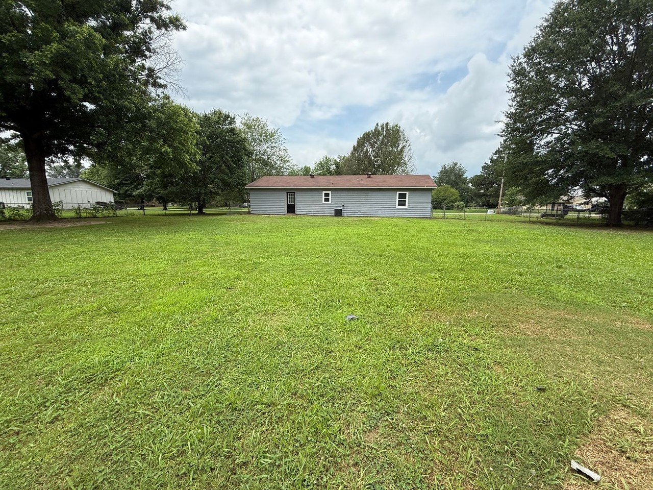 74 Ellis Rd - Photo 3 of 26