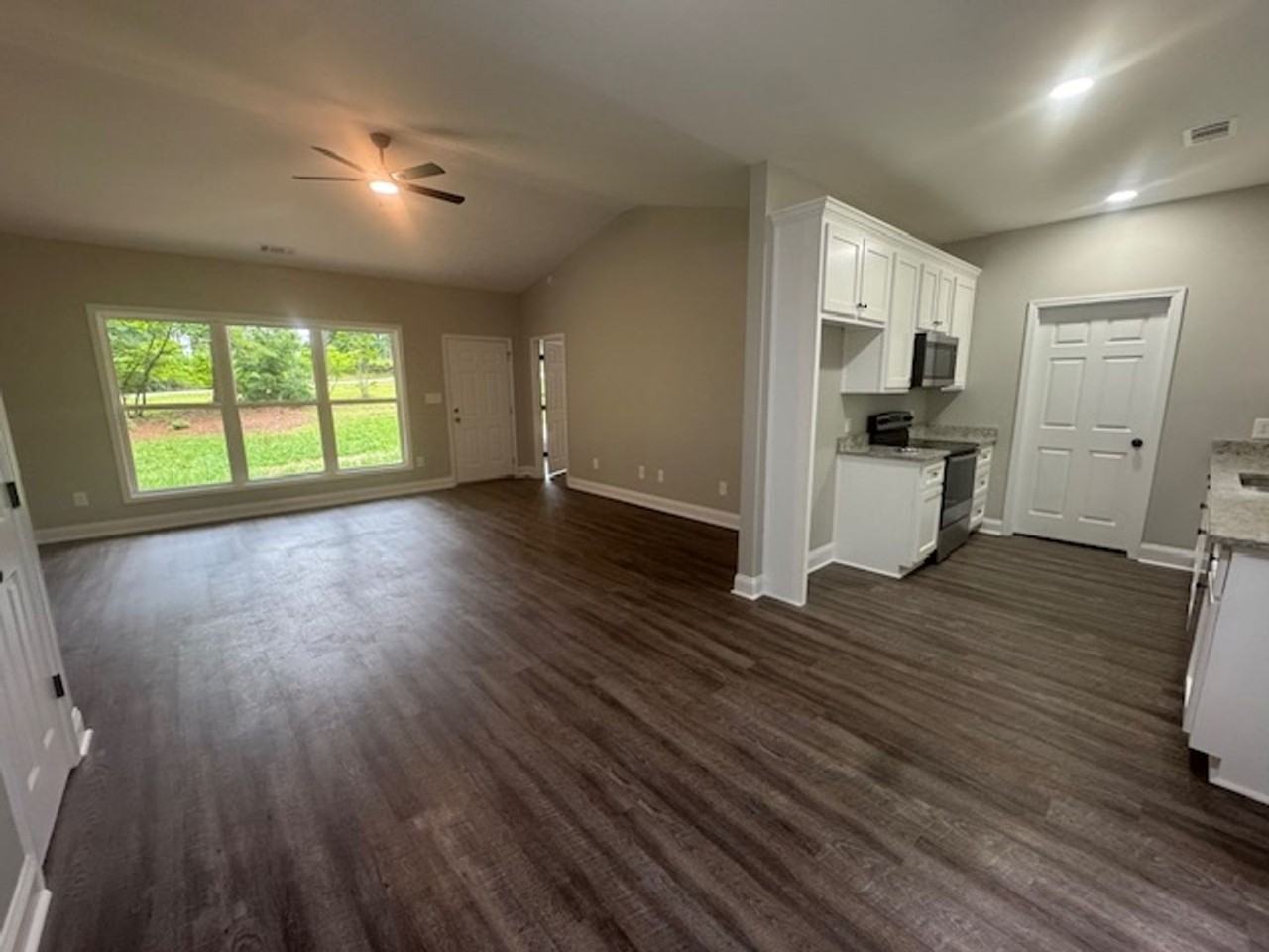 27 Tingle Rd - Photo 3 of 8
