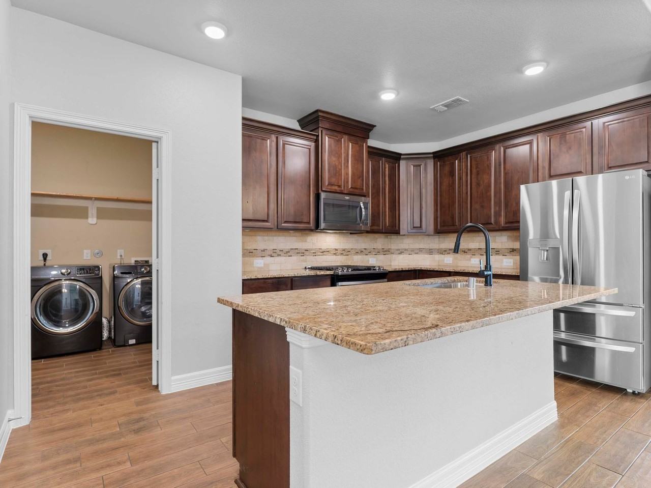 244 Mossy Meadow Dr - Photo 3 of 25