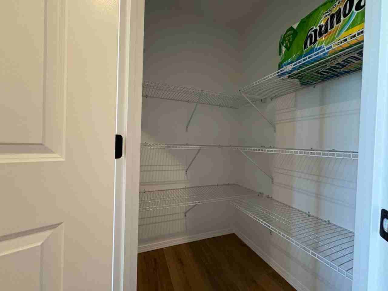 1224 Kemp Dr - Photo 3 of 18