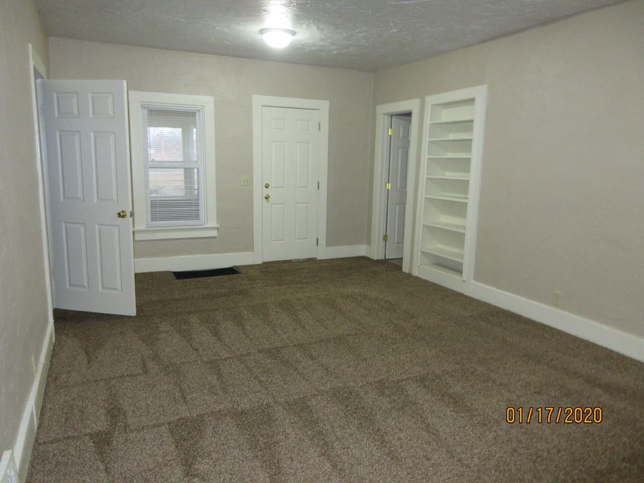 2103 Carlton Ave - Photo 3 of 11