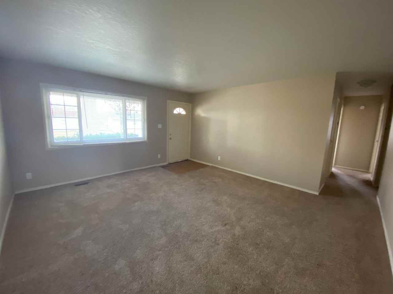 6117 Landsdowne Dr - Photo 2 of 20