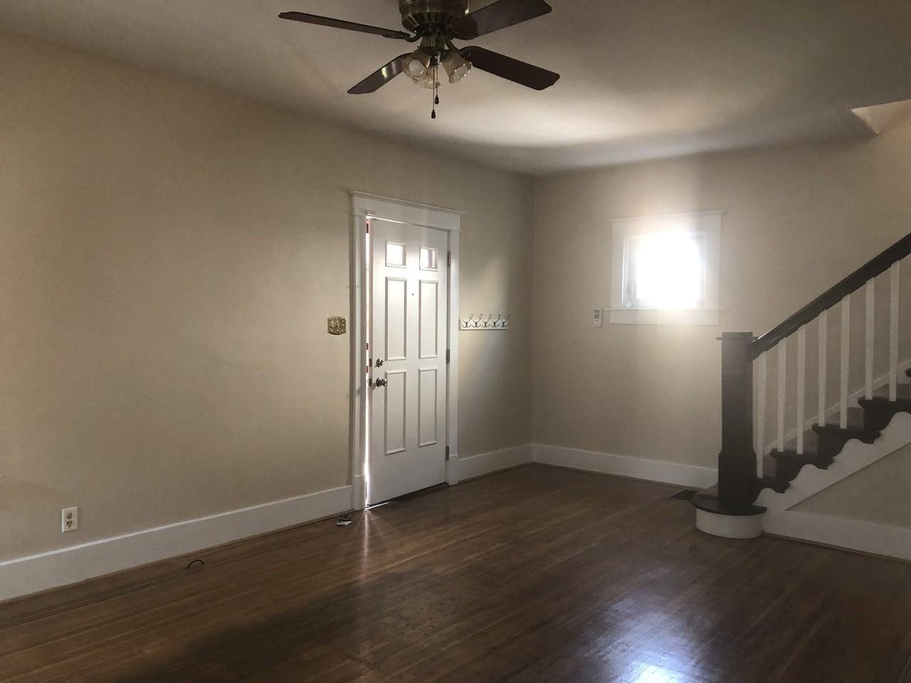 841 Melford Ave - Photo 3 of 12