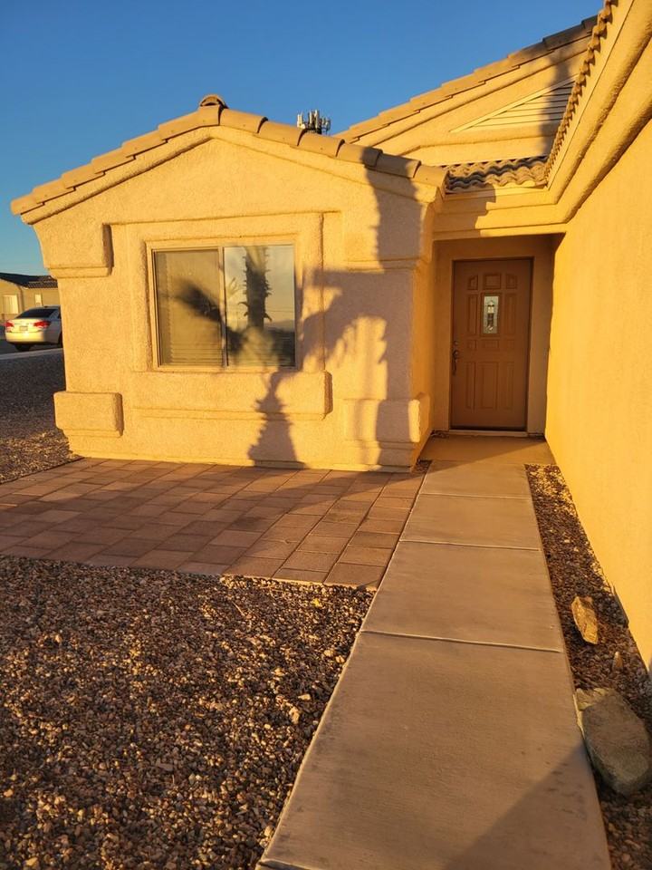 440 Hummingbird Dr - Photo 3 of 23