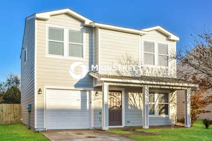 3102 Lakeland Dr - Photo 2 of 17