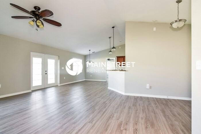 2226 Bluebird Ave - Photo 2 of 16